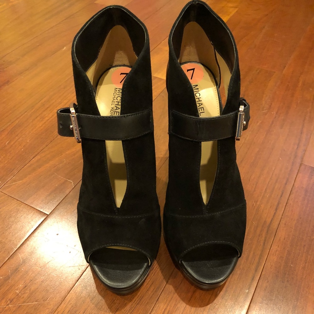 Gorgeous Michael Kors Heels